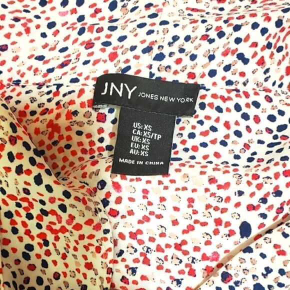 Jones New York Sleeveless Tie Neck Blouse - Picture 6 of 8